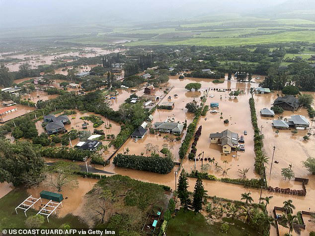 Jason Momoa evacuates home alongside thousands of Hawaiians after 12 inches  of rain batters paradise