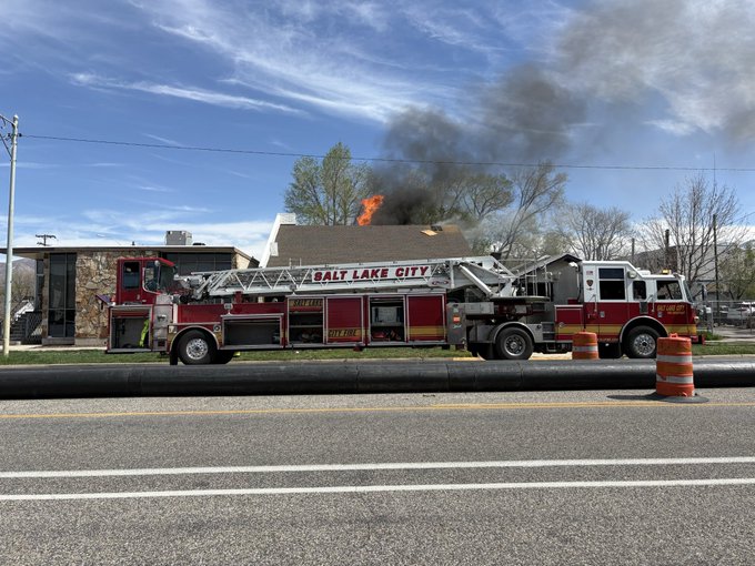 Commercial fire in Salt Lake City forces road closures<br>