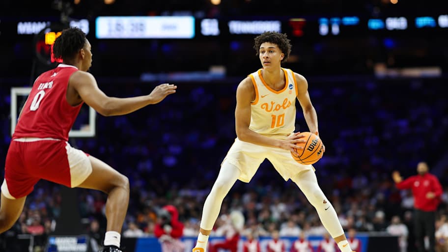 Nate Ament sends a powerful message ahead of Tennessee's game against ...