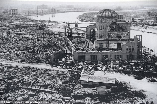 AA1Z8AGW What happens after the bombs drop: Scientists unveil the horrifying global aftermath of nuclear war