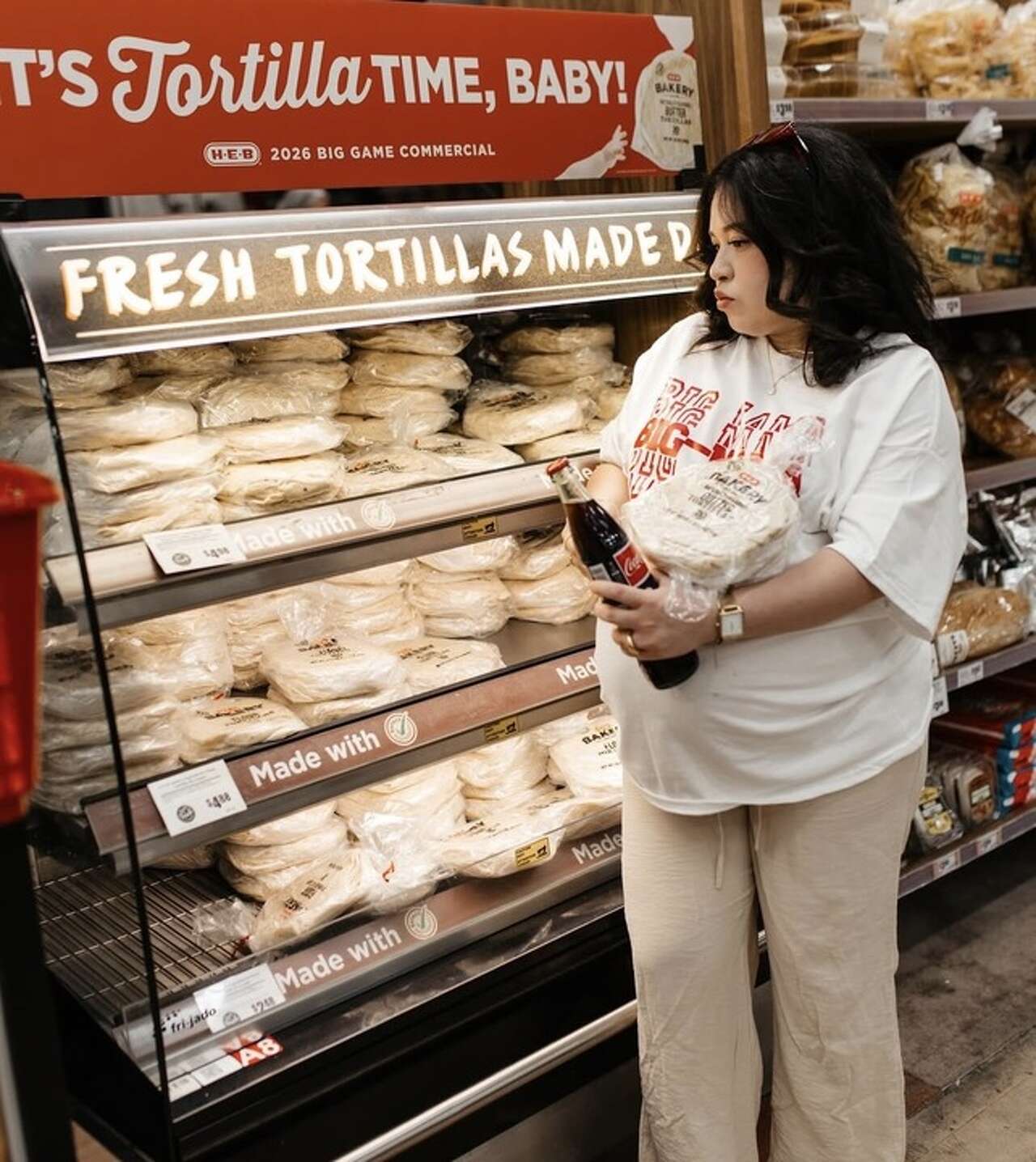 San Antonio mom goes viral after turning H-E-B trip into maternity ...