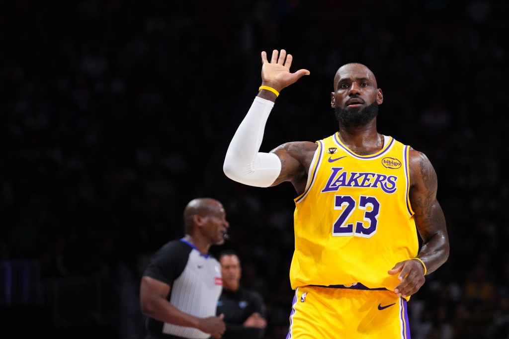 LeBron James breaks Robert Parish’s all-time NBA games played record