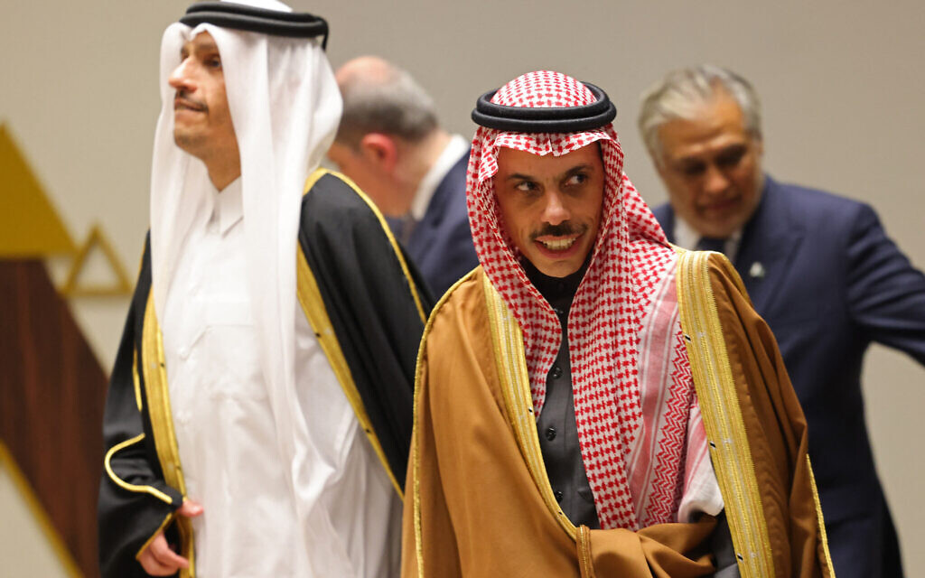 Saudi Arabia orders Iranian military attache, four embassy staff to leave<br>