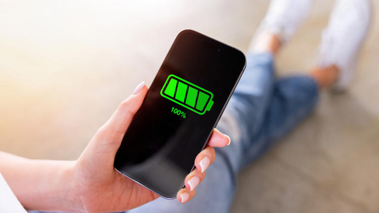 5 smartphones with the best battery life in 2026
