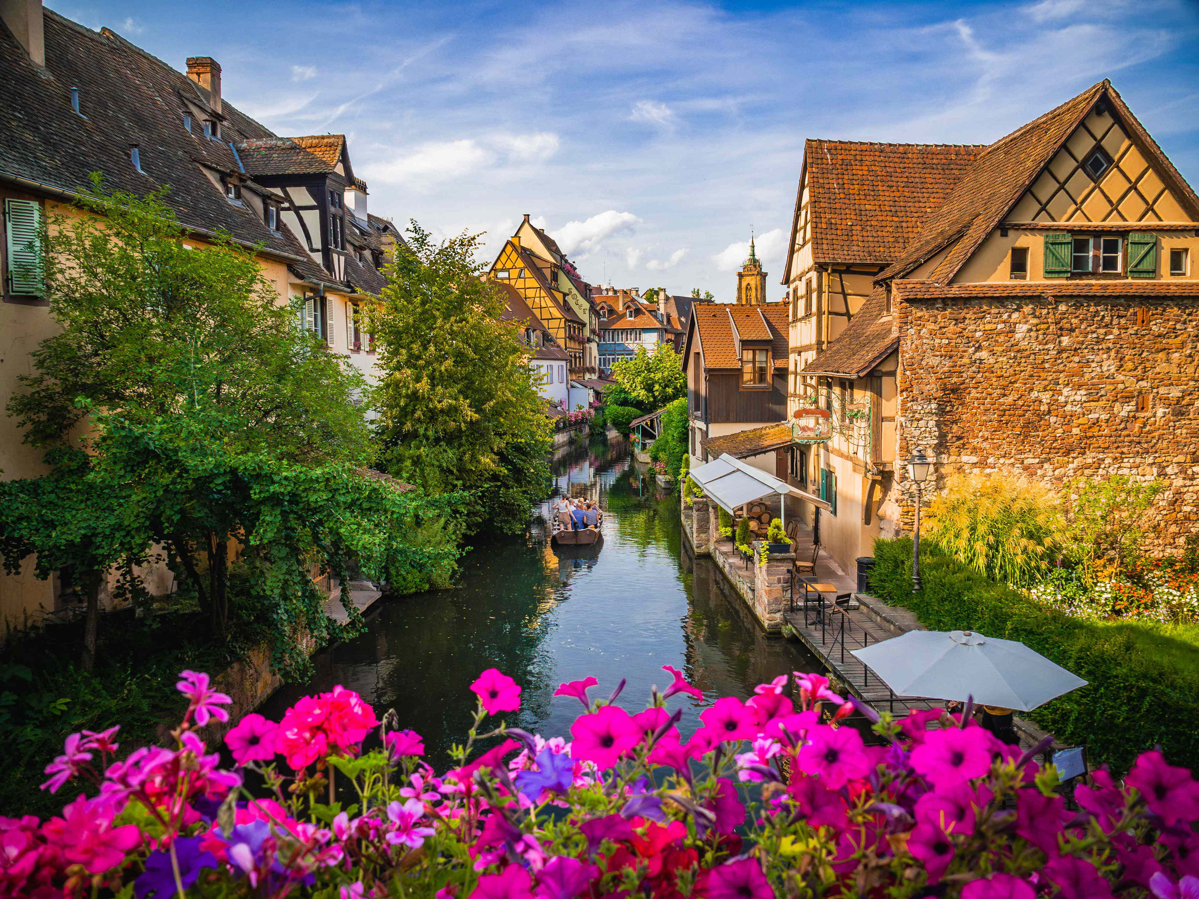 8 best countries where expats enjoy springlike weather year-round