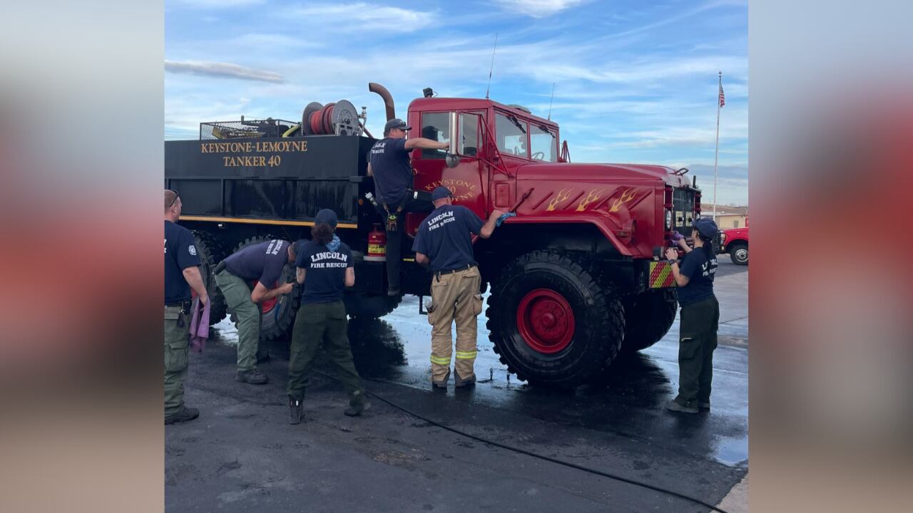 AA1Z8f9O Lincoln Fire and Rescue Shares Wildfire Photos, Warns Residents Against Burning During Red Flag Warning