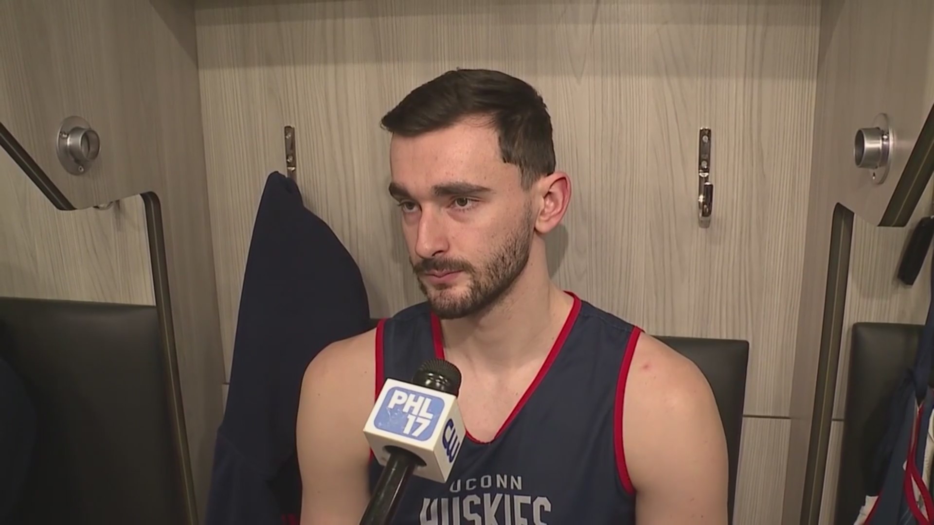 After tough opener, UConn men focused on advancing in NCAA tournament