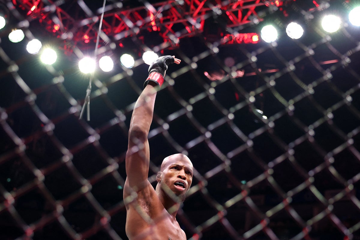 British star Murphy fights Evloev in high-stakes UFC London main event<br>