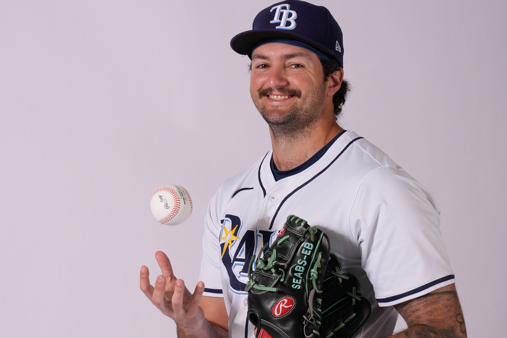 Blue Jays release right-handed pitcher Connor Seabold<br>