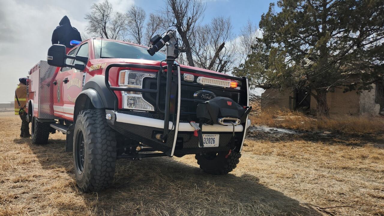 AA1Z8uK0 Lincoln Fire and Rescue Shares Wildfire Photos, Warns Residents Against Burning During Red Flag Alert