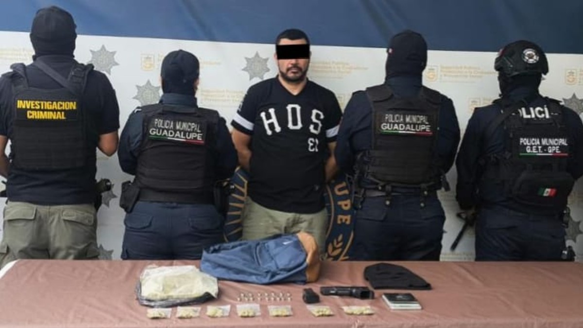Detienen a hombre por presuntamente amenazar a mujer con arma de fuego ...