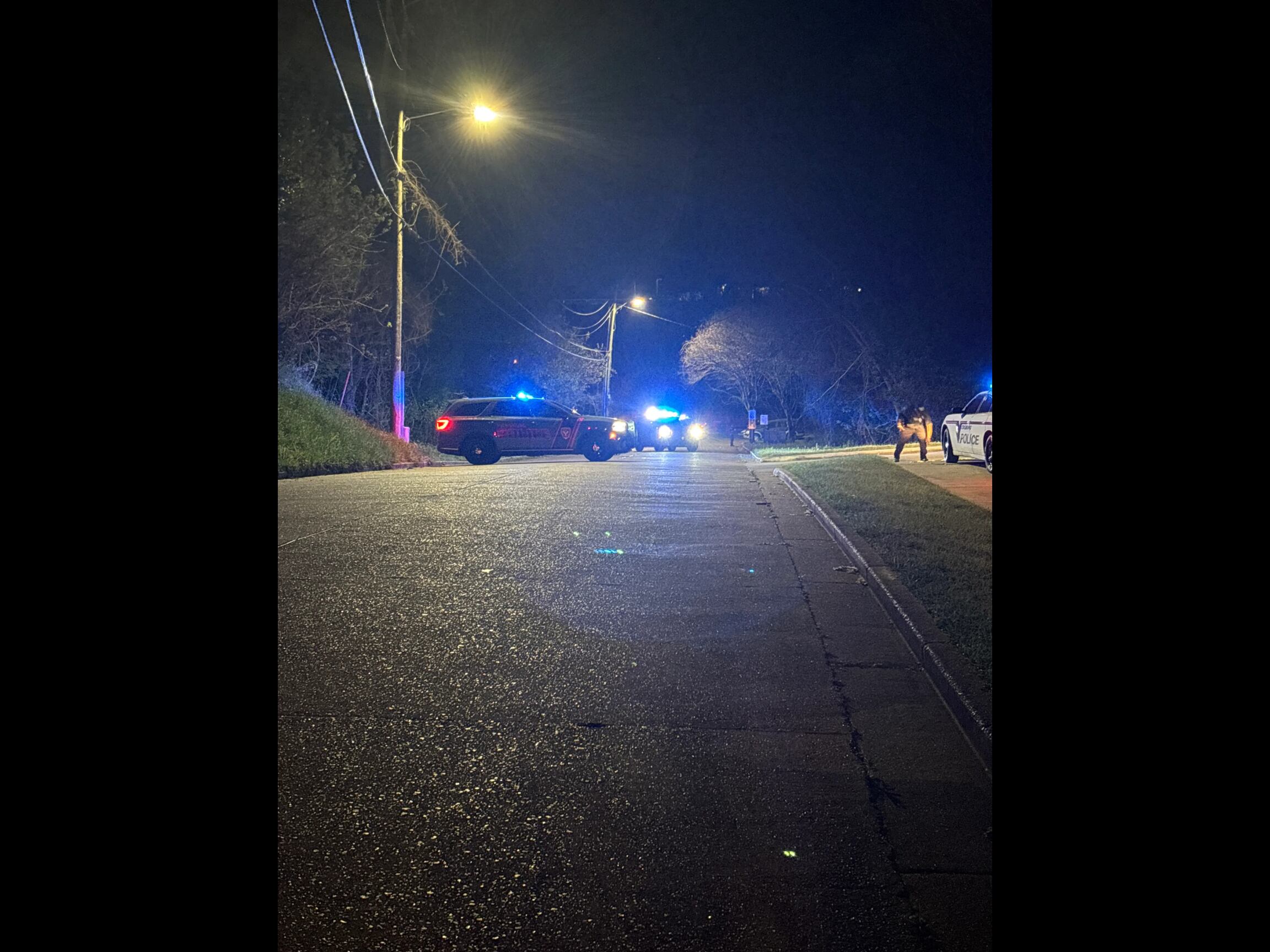 3 arrested after 3 injured in Vicksburg apartment shooting, police say
