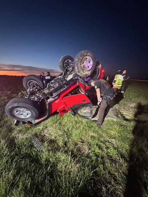 Two people injured in rollover crash in Gibson County