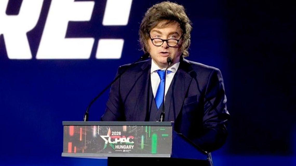 Milei regresó de Europa: fuerte embestida contra la prensa y silencio ...