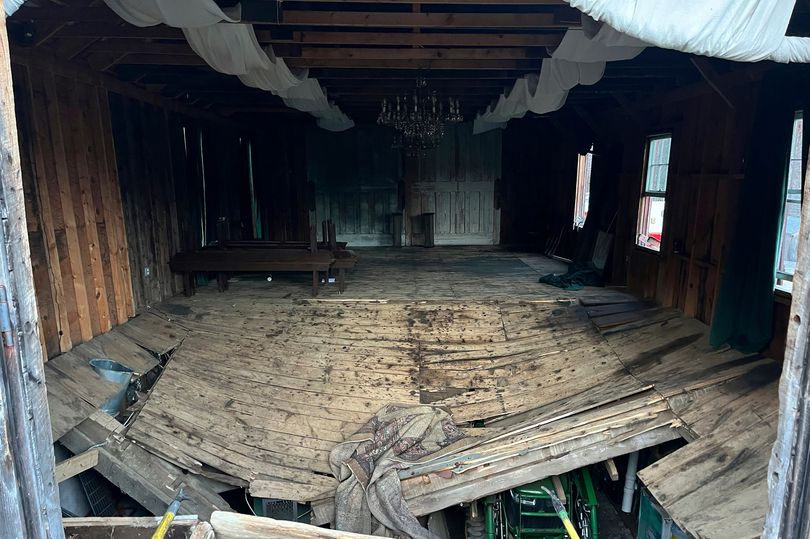 Wedding nightmare as floor collapses leaving guests injured at New Hampshire venue