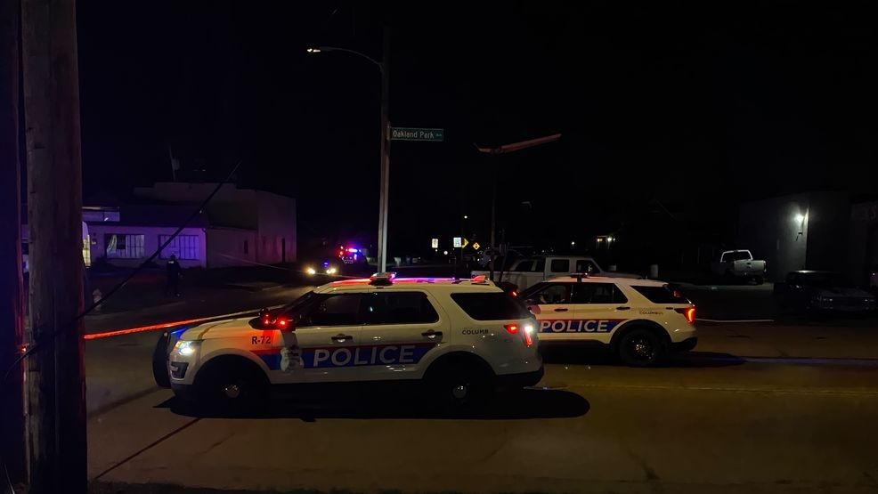 2 injured in shooting outside North Linden bar, no suspect in custody