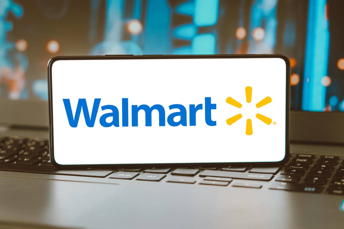 Walmart's versatile $80 22-piece ceramic cookware set is stackable for ...