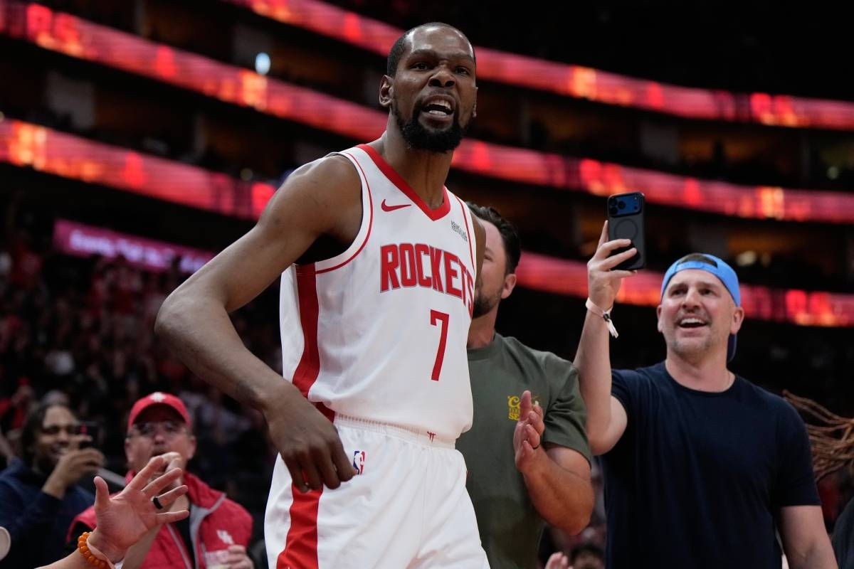 Kevin Durant passes Michael Jordan for No. 5 on NBA scoring list