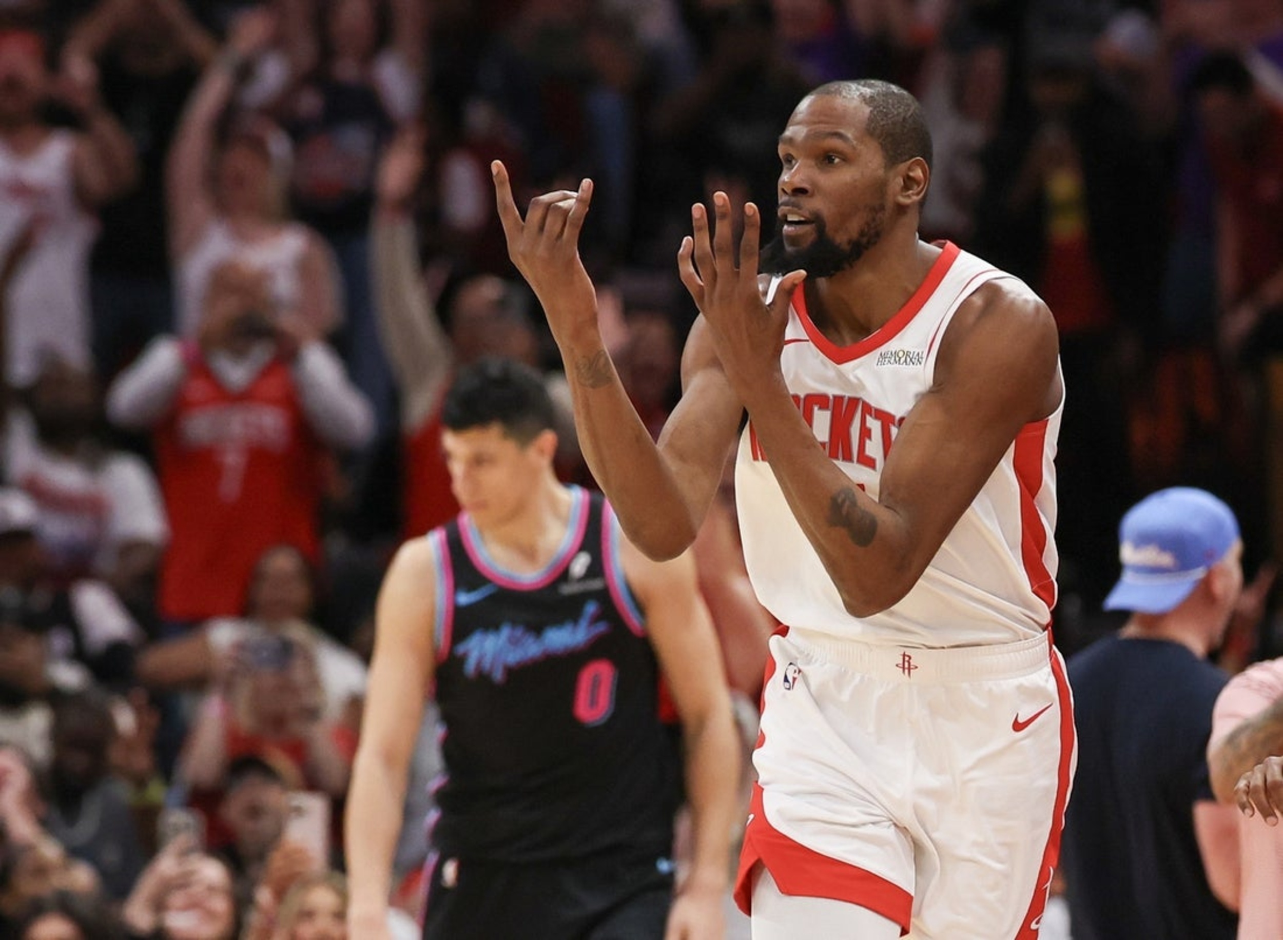 After passing Michael Jordan for career points, Kevin Durant, Rockets ...