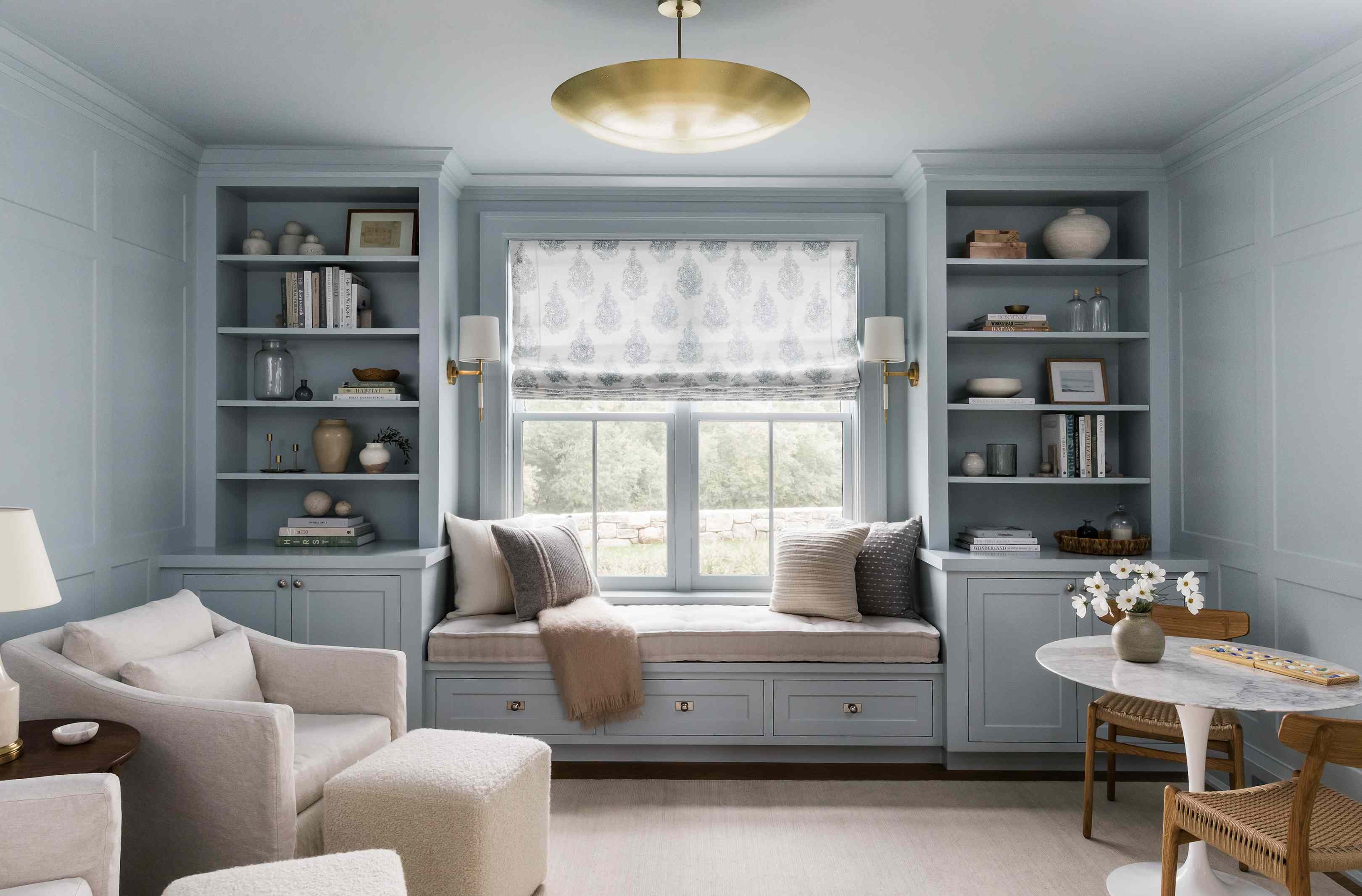 11 soothing blue paint colors designers always recommend for a calm home