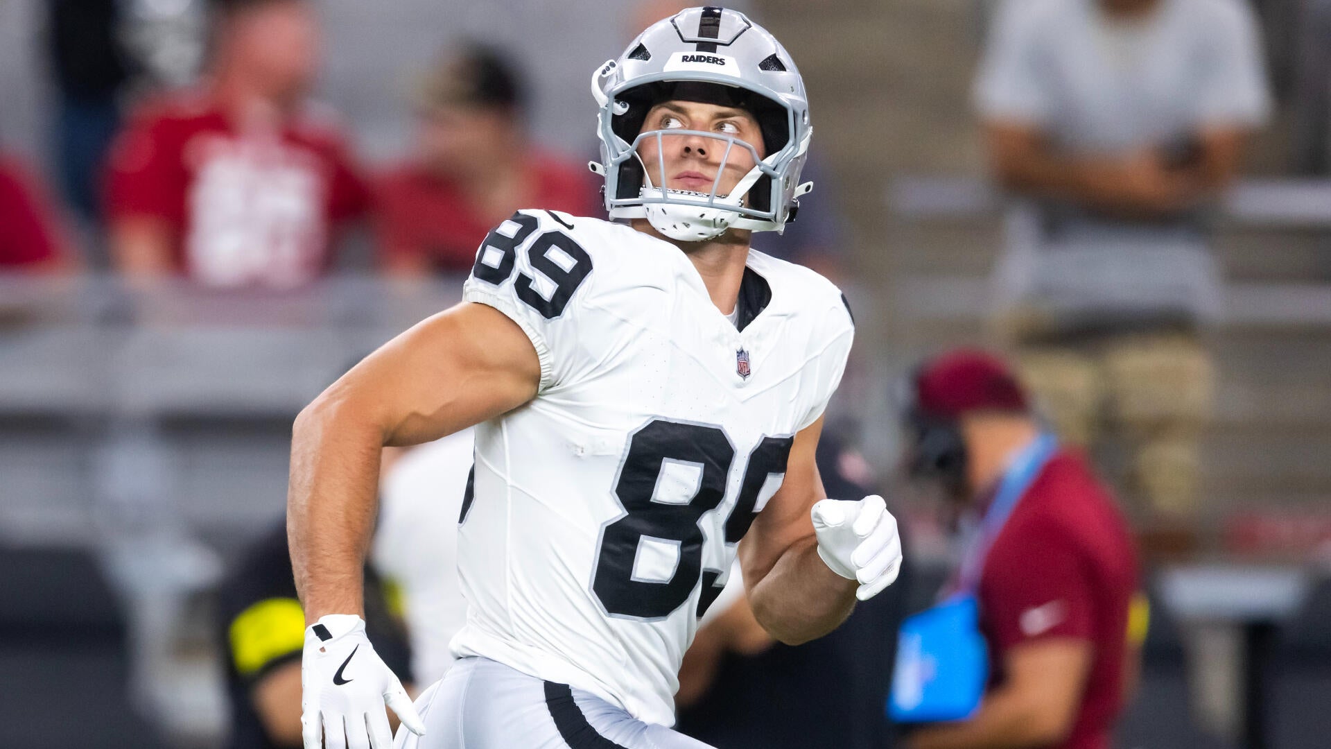 Dynasty fantasy football tight end rankings: Tight end looks deeper ...