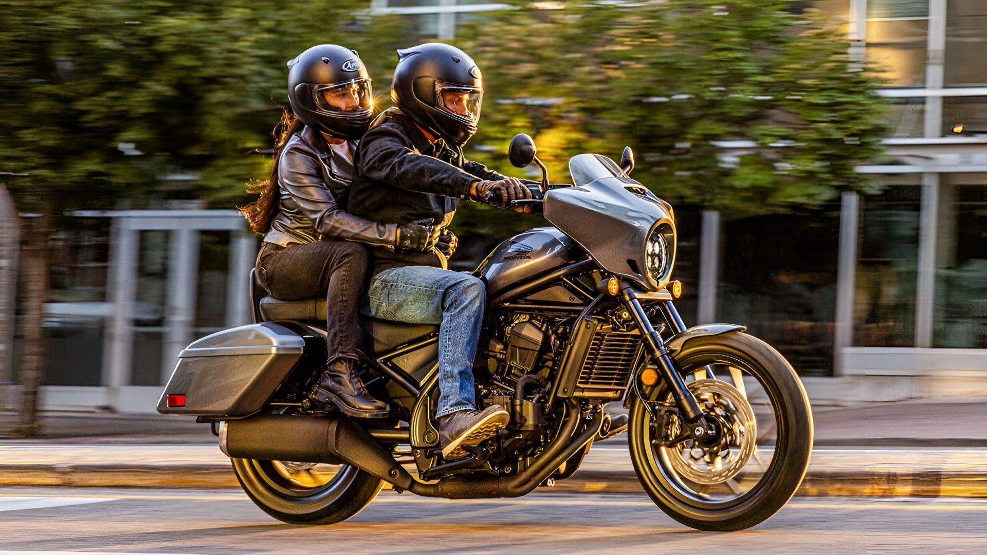 10 cruisers that make riding with a passenger effortless