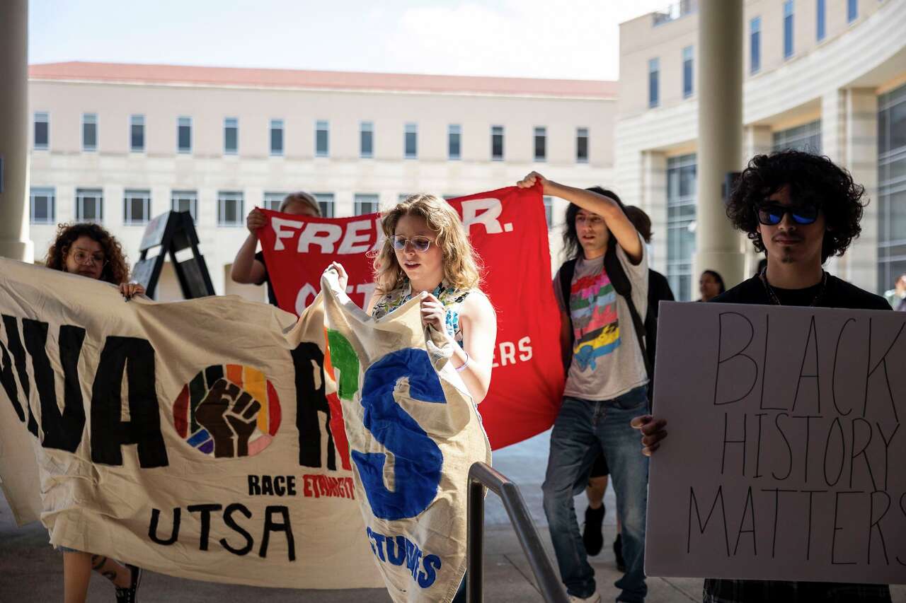 UTSA students protest consolidation of race and gender programs