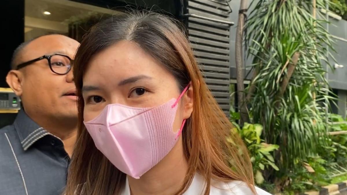 Istri Richard Lee, Reni Effendi, jalani pemeriksaan tambahan di Polda Metro Jaya