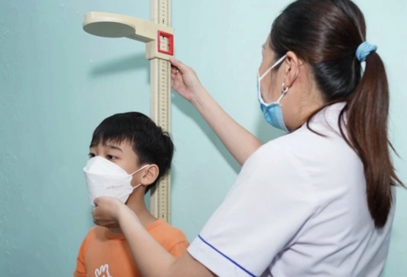 Những lợi thế sức khỏe bất ngờ của người thấp lùn