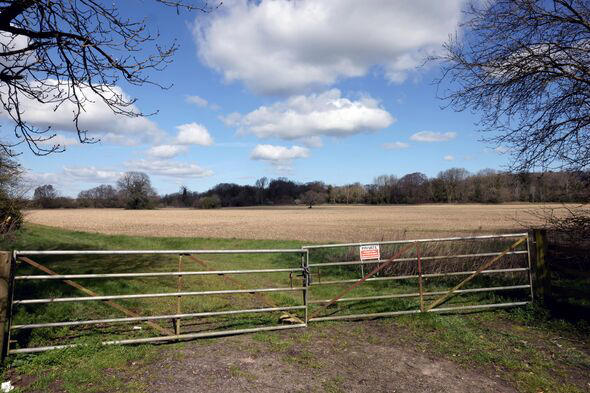 Green belt 'free-for-all' warning as pretty UK market town braces for ...