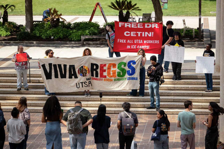 UTSA students protest consolidation of race and gender programs