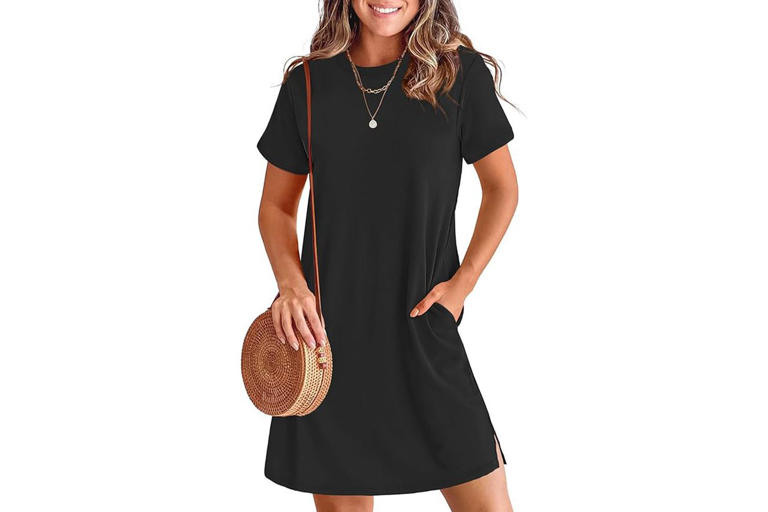 My mom, 43, is the best dressed in every roomand she's wearing this  effortless spring dress style on repeat