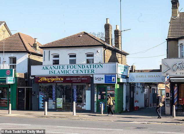 Mosque which hosted 'anti-Jewish' cleric granted planning permission to ...