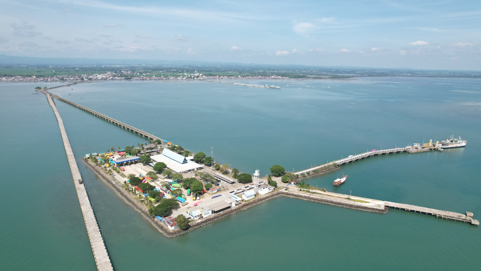 Tunda pengalihan lintasan Siwa-Kolaka, ASDP pastikan layanan dan sistem tiket optimal