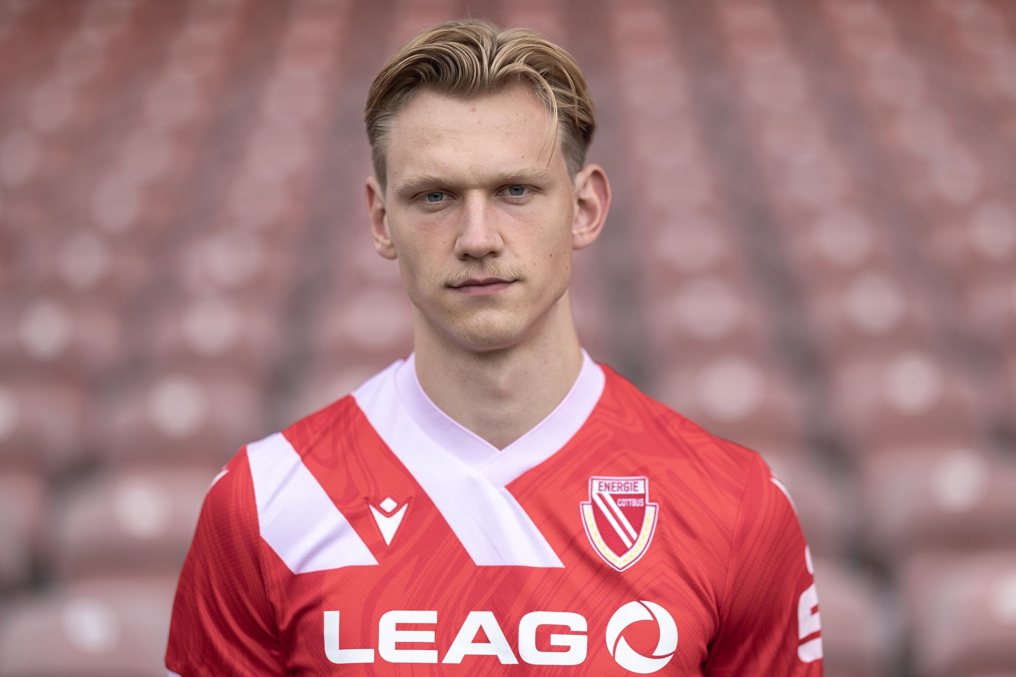 Cottbus zieht souverän ins Finale ein