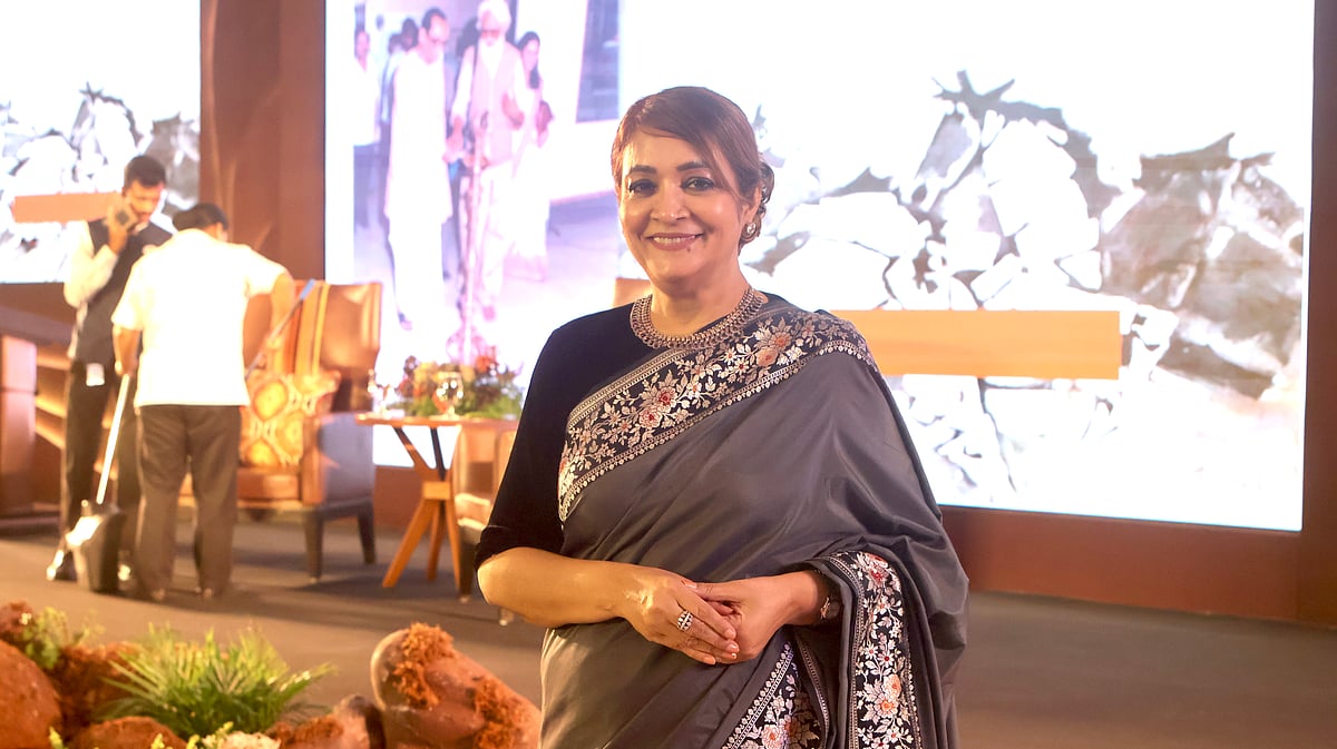In pics: Ladies Study Group Kolkata's tete-e-tete with Sushmita Sen