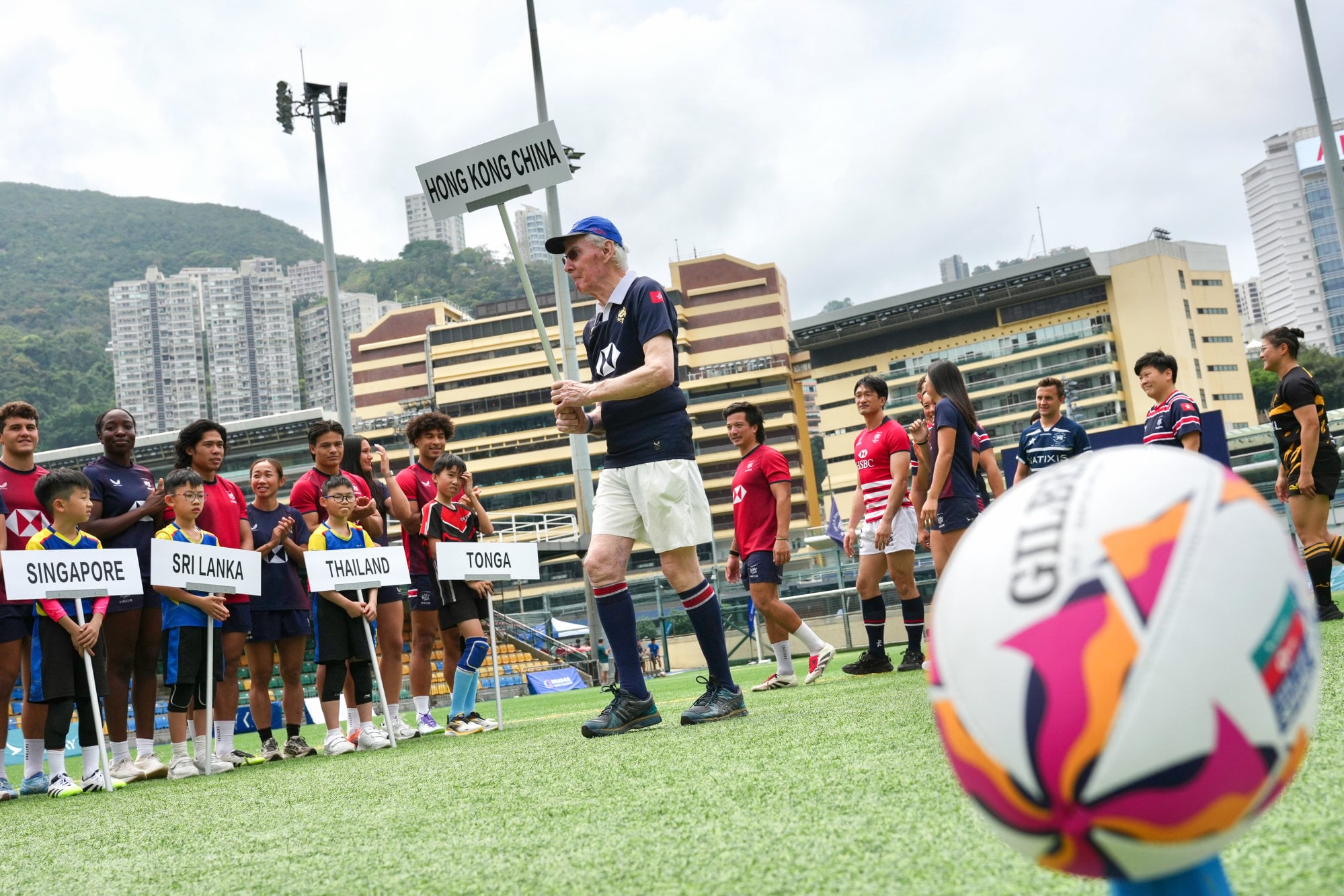 FORMER HONG KONG SEVENS CAPTAIN BOB LLOYD RELIVES 50 YEARS OF RUGBY ...