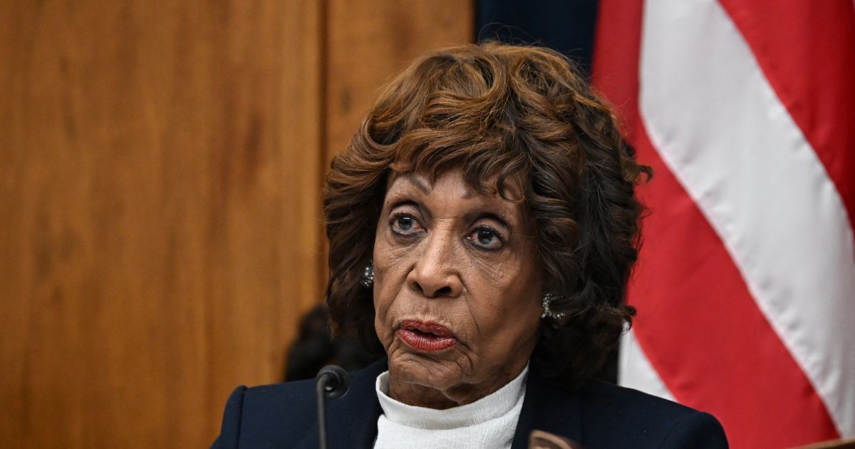 Not only is radical, senile Maxine Waters refusing to retire at 87, she ...