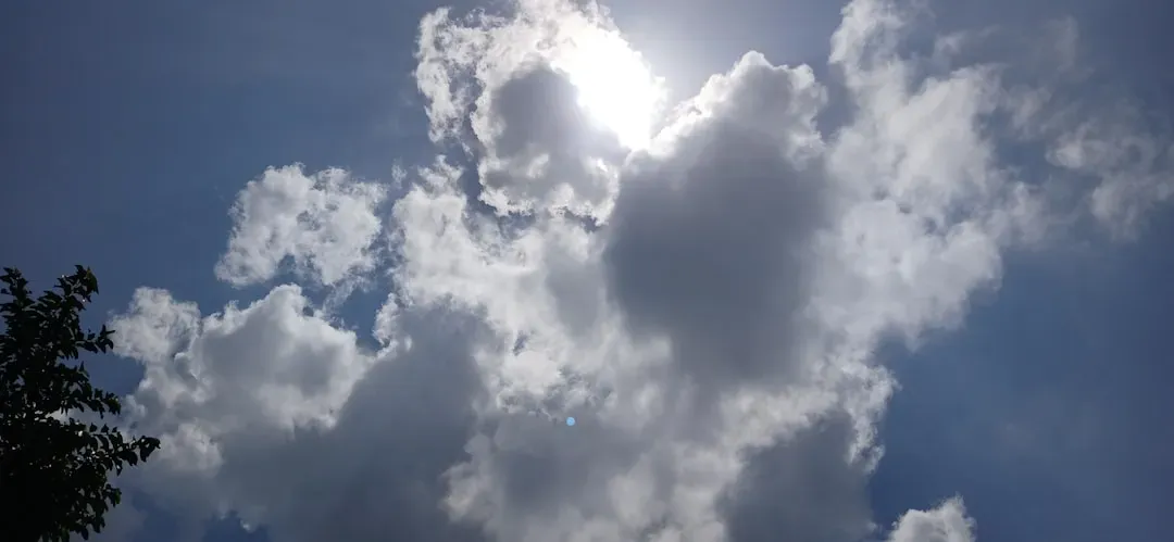 10 everyday weather habits that can catch you off guard