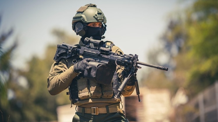 Adani Defence delivers 2,000 Prahar LMGs ahead of schedule, boosts self ...