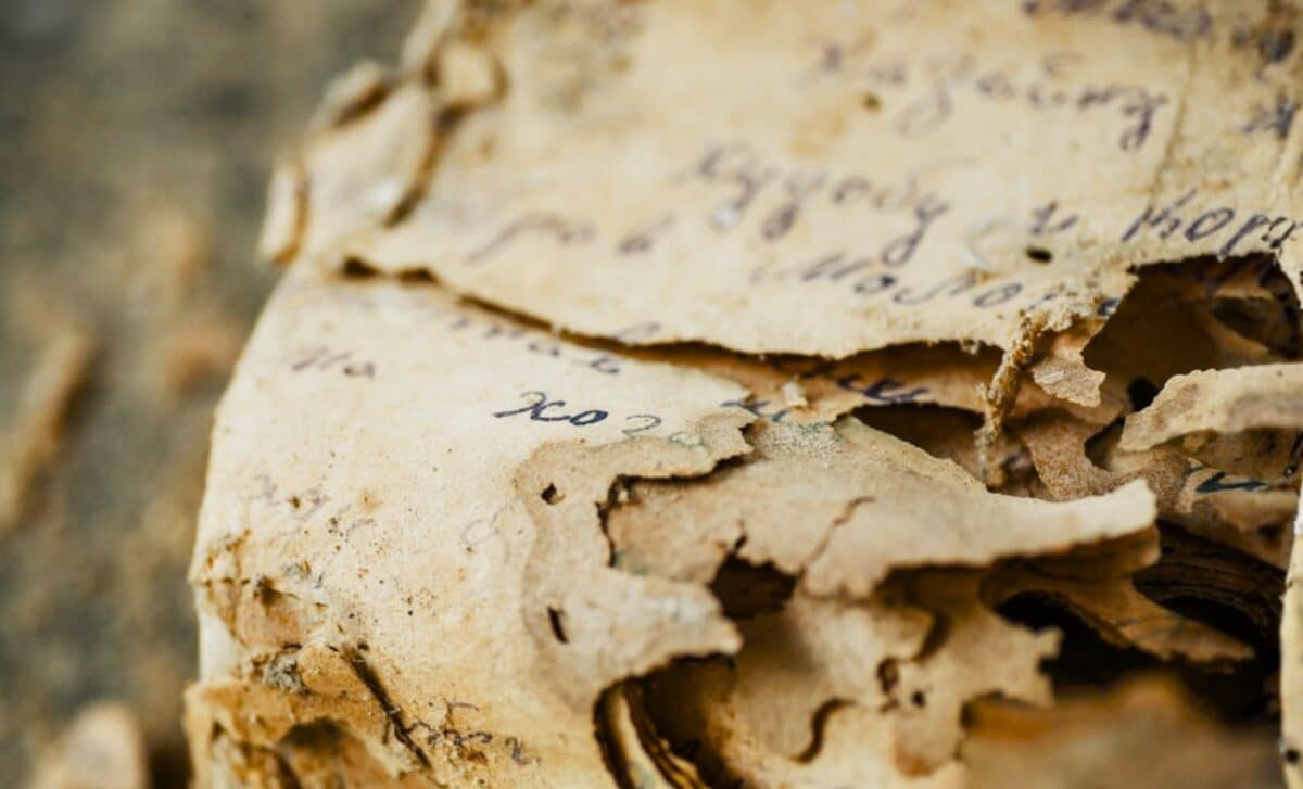 Historians Say a 400-Year-Old Letter Could Prove a Legendary King Was Real. Credit: Shutterstock | The Daily Galaxy --Great Discoveries Channel