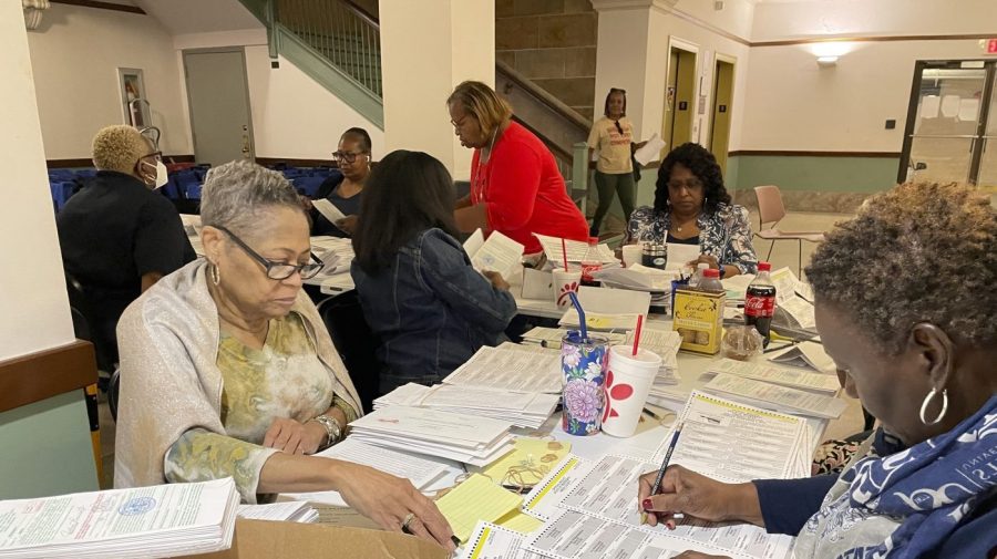 Supreme Court mulls limiting mail-in ballots, forcing states to prepare for changes<br>