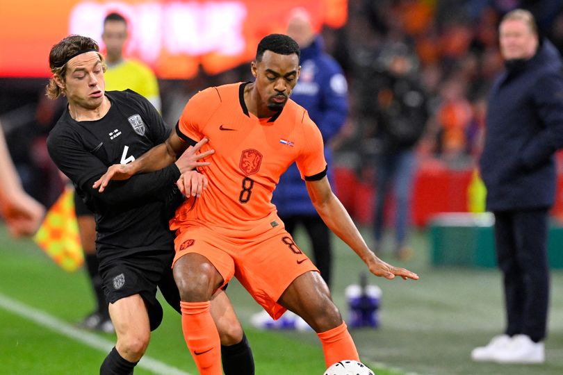 Ronald Koeman lets rip at Ryan Gravenberch for 'doing nothing' in ...