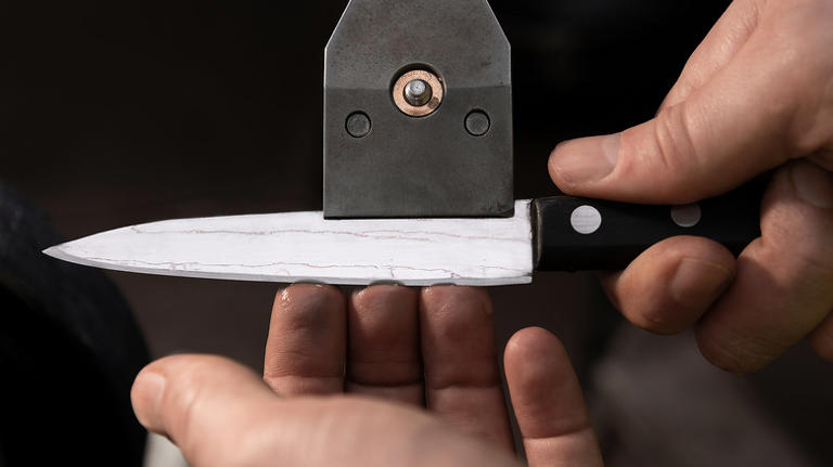 10 knife sharpening myths you need to stop believing