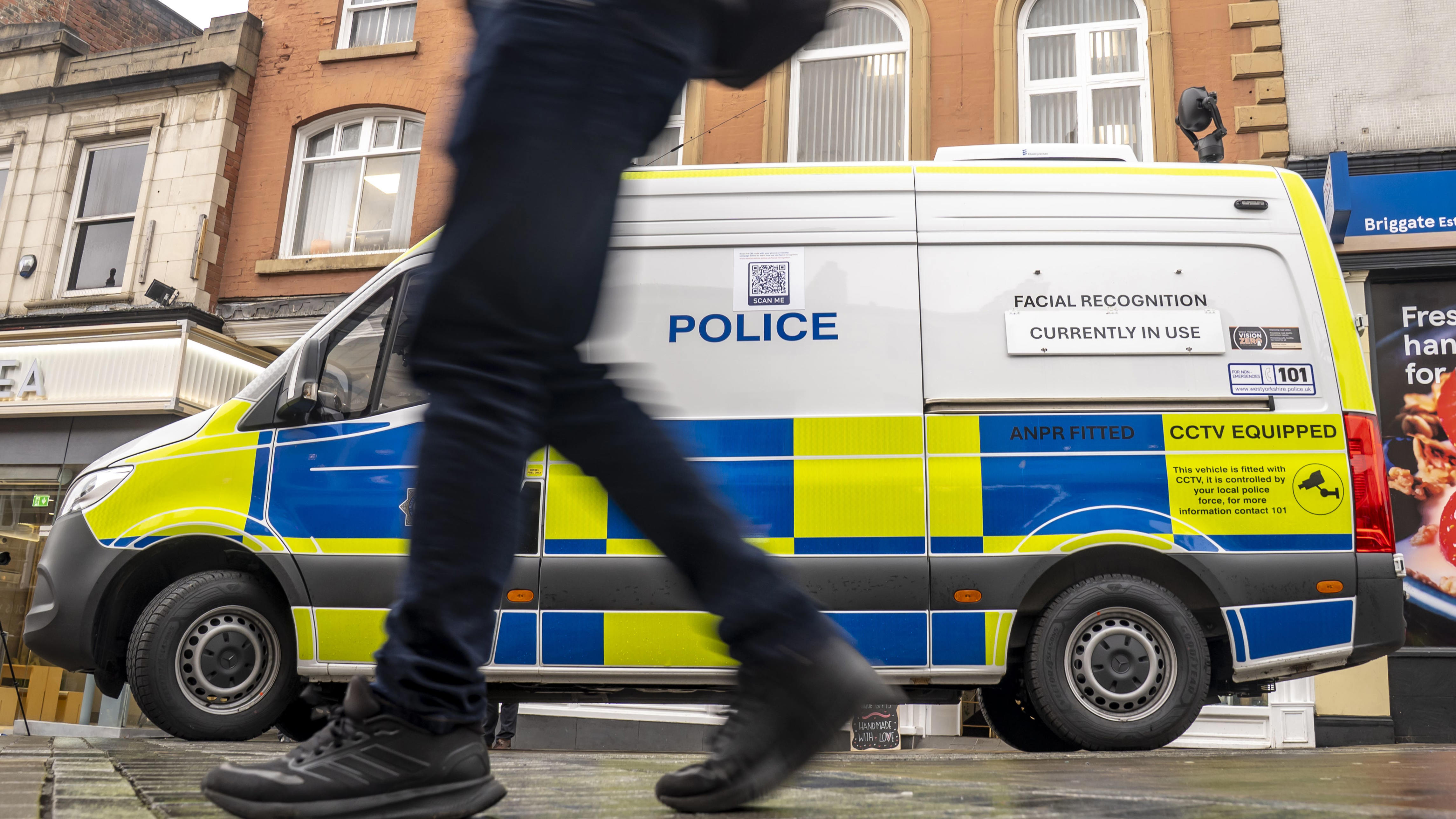 Murder probe launched after 'teenage' woman found unconscious in Leeds ...