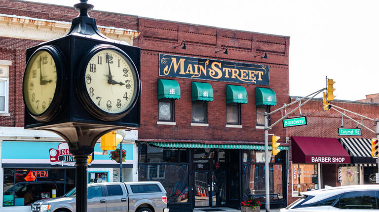 5 Indiana downtowns that epitomize Midwestern charm, according to reviews