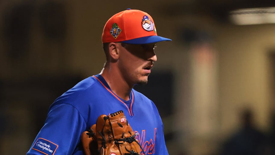 Chicago White Sox first roster move of the season is a strange one