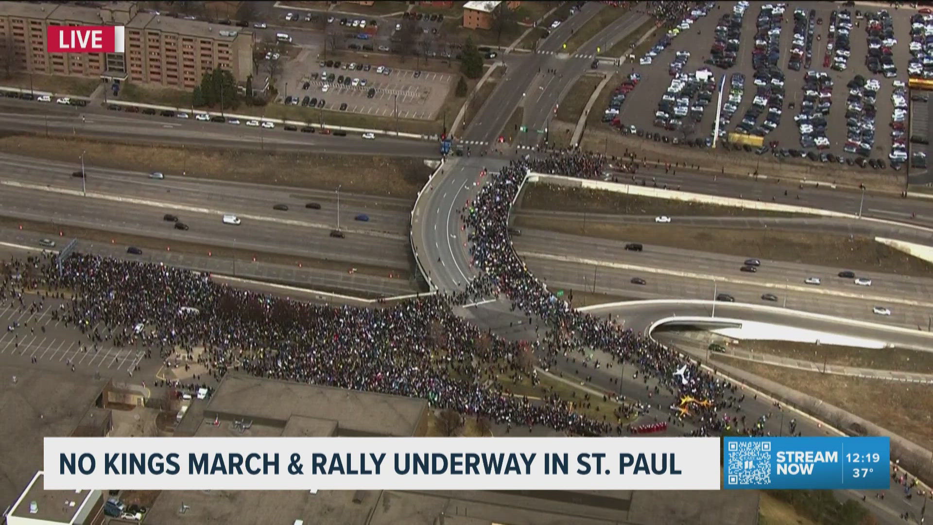 Aerial view: crowds fill the Minnesota State Capitol grounds for No ...