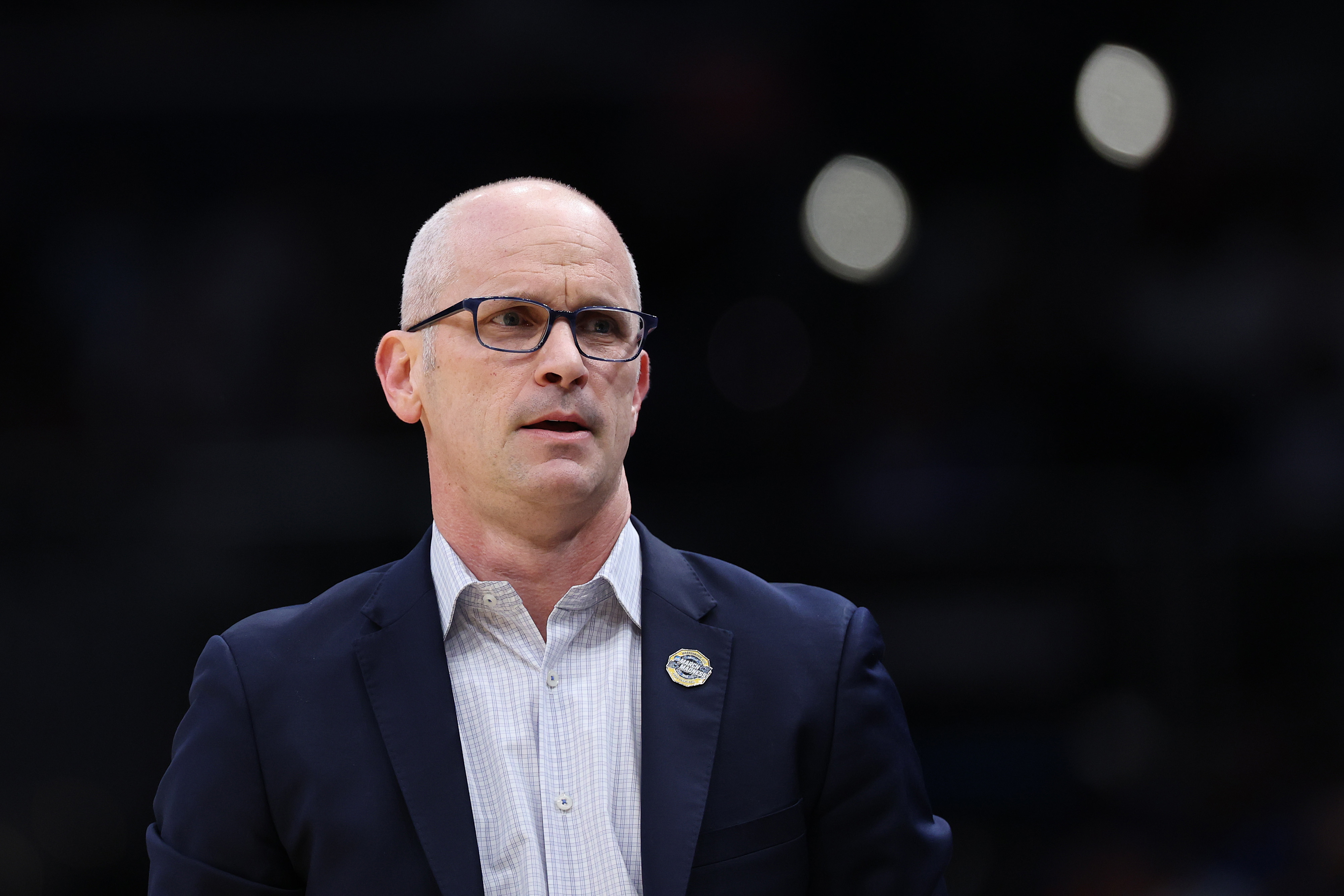 Dan Hurley explains what really happened in viral exchange with NCAA official<br><br>