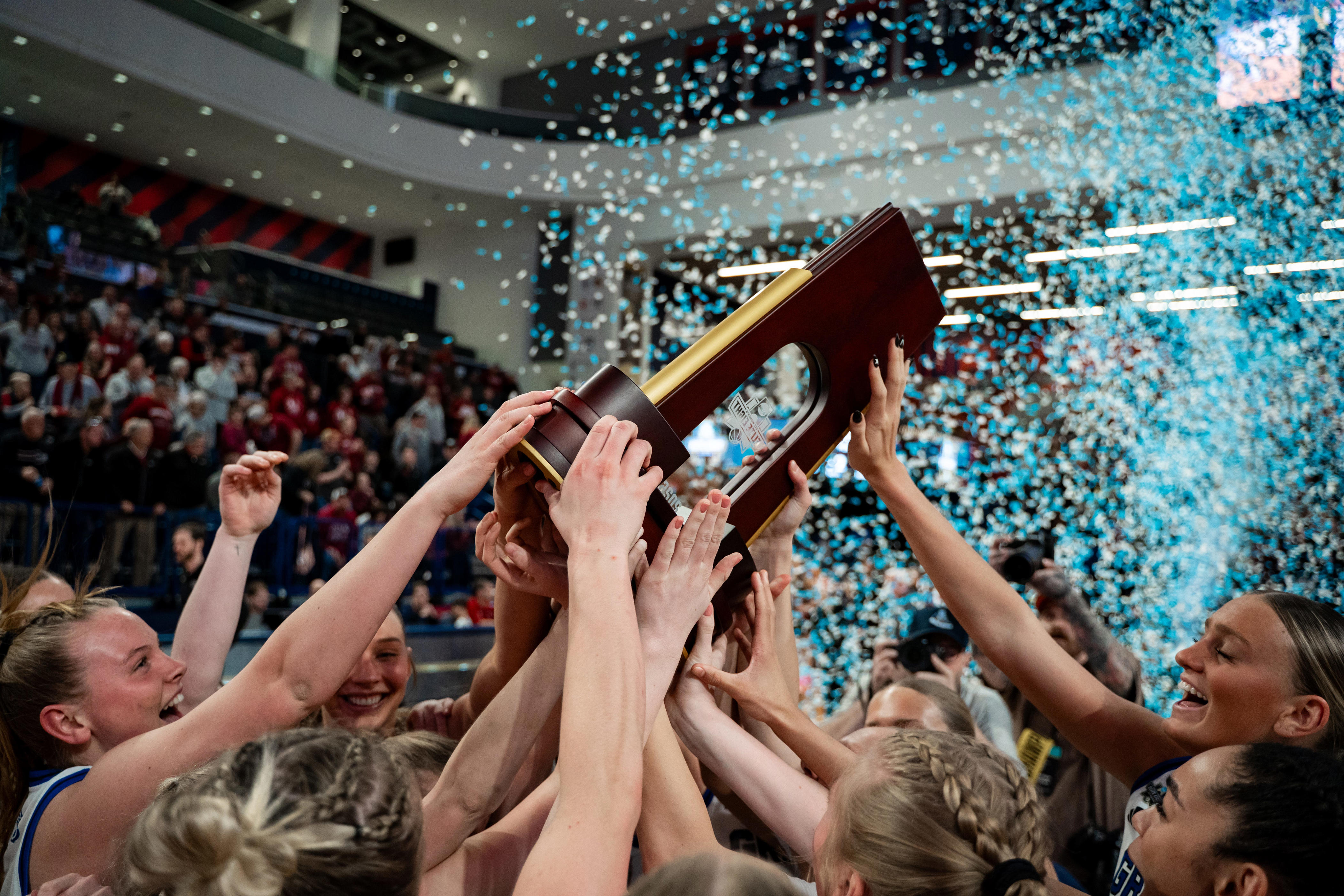 Another grand finale! Grand Valley women repeat as Division II champs